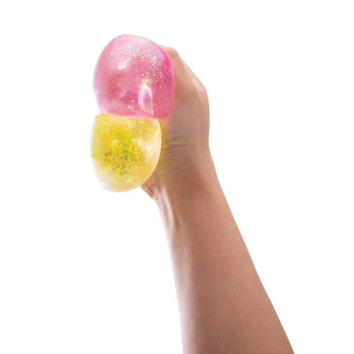 Discovery Zone | Sparkly Squish Cube