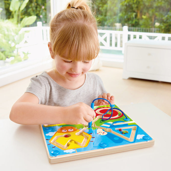 Hape | Best Bugs Magnetic Maze