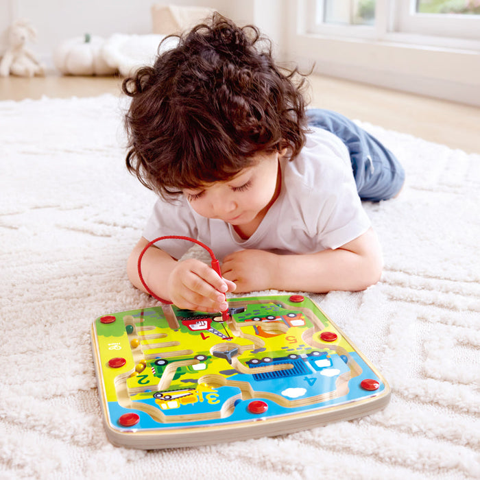 Hape | Construction & Number Magnetic Maze