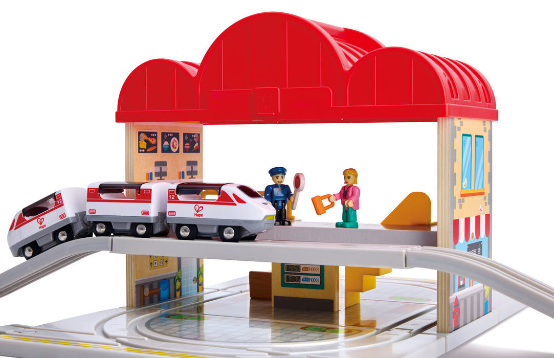 Hape | Portable Train Station Set