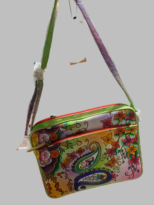 Modapelle | Hand Painted Handbag (1)