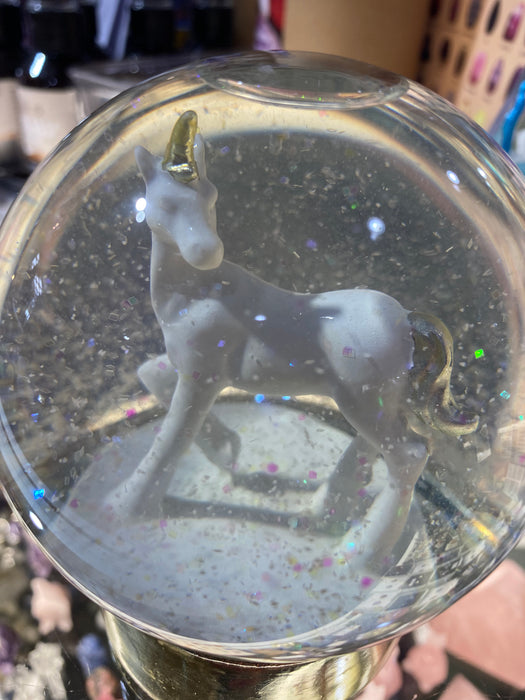 Snow Globe | Unicorn