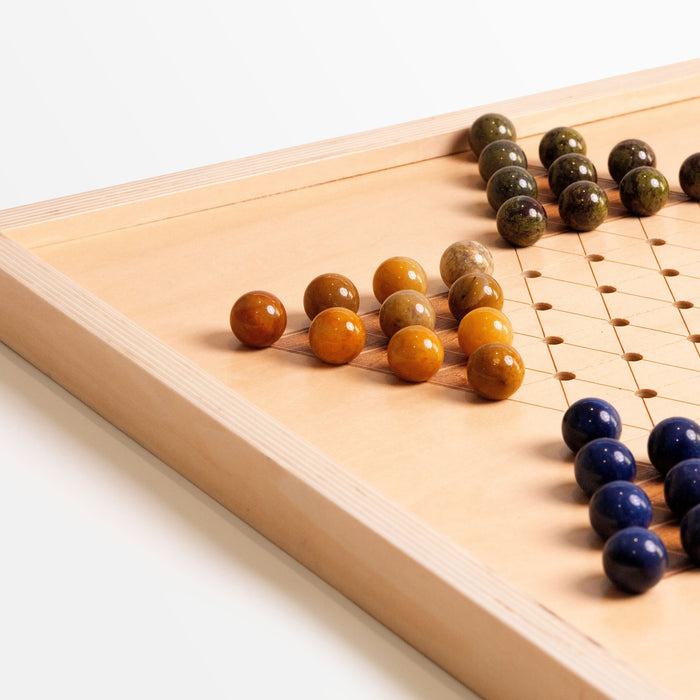 Planet Finska Game | Chinese Checkers