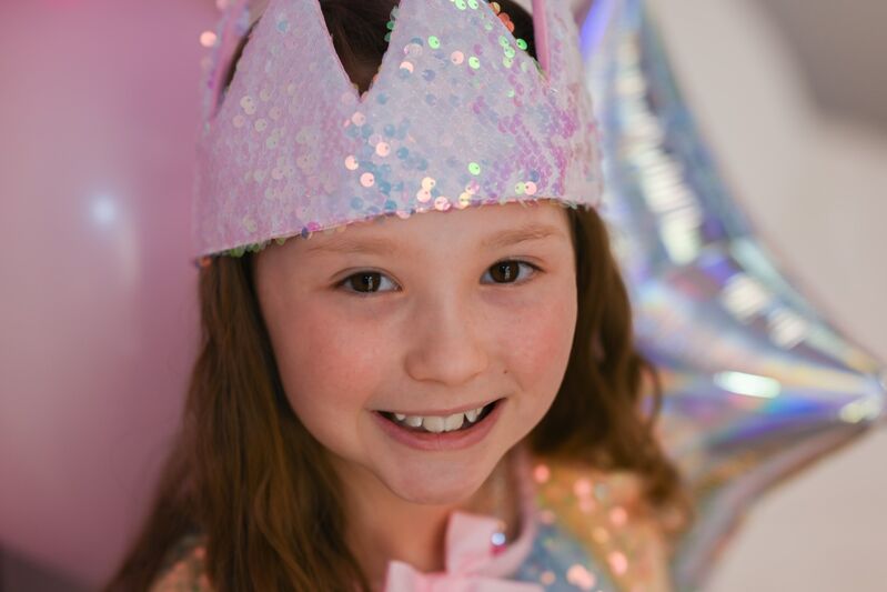 Precious Ombre Sequin Crown
