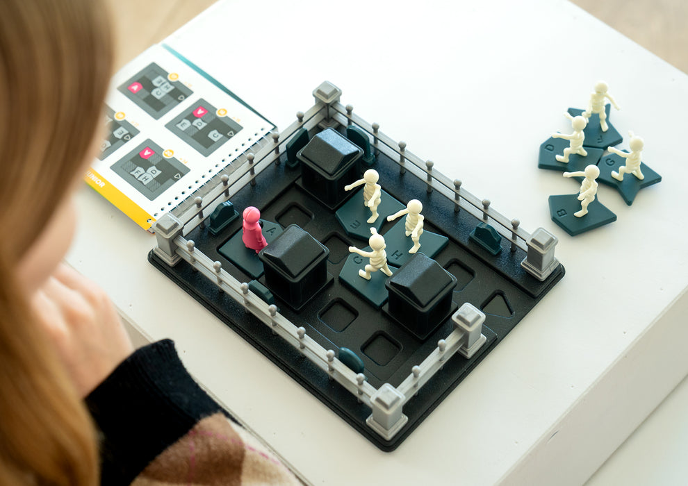 Smart Games | Game | Grave Yard Shift