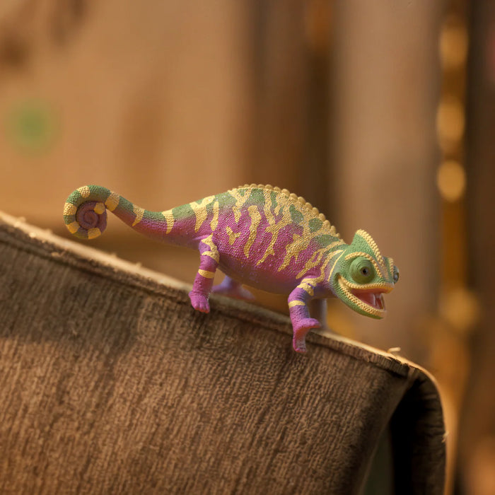 Schleich | Casper the Chameleon in Rainbow colours