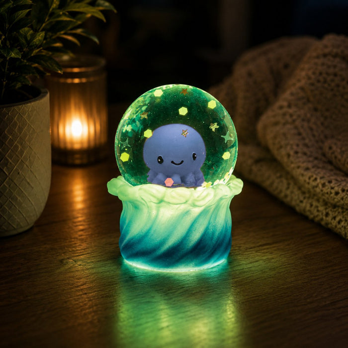 Smoosho's | Snow Globe GID Sea Animal