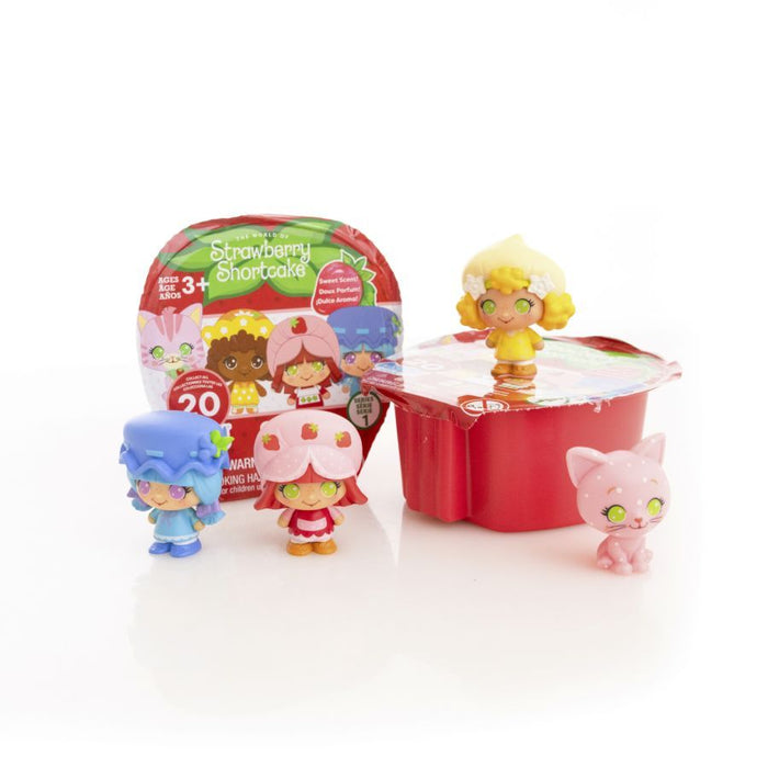 Strawberry Shortcake - 1.5" CheeBee Figurines Blind Box