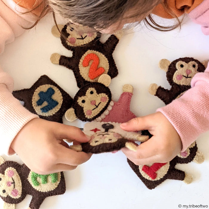 Tara Treasures | Felt - 5 Little Monkeys