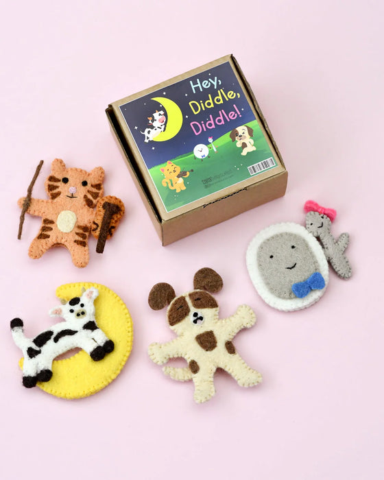 Tara Treasures | Felt - Hey Diddle Diddle