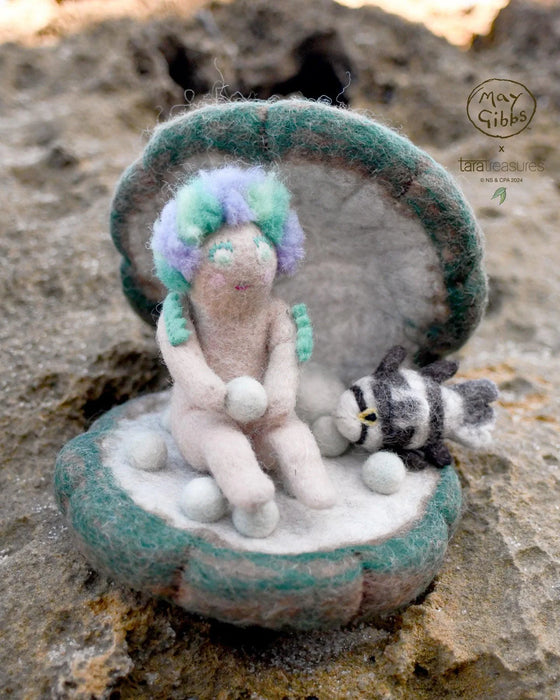 Tara Treasures | May Gibbs - Little Obelia, Clam Shell and Fish