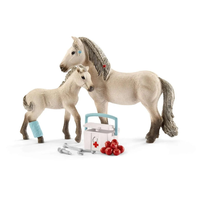 Schleich | Horse Club | Hannah's First-Aid Kit