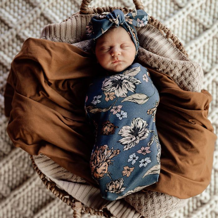 Snuggle Hunny | Baby Snuggle Swaddle & Topknot Set | Belle